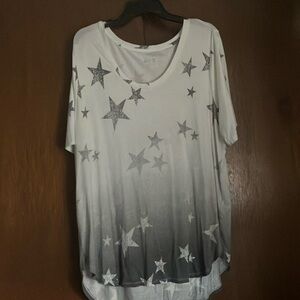 White and gray stars long tee shirt